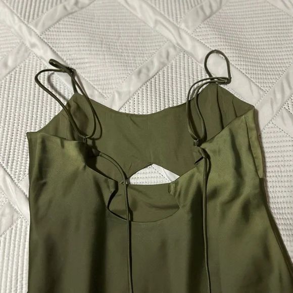 Banana Republic Olive Green Satin Cutout Midi Dress - Size 2 - Picture 4 of 5